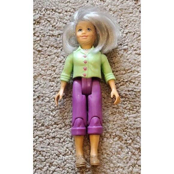 2006 Fisher Price Loving Family Dollhouse Grandma Rooted Hair 5 Inch Figure Doll - Picture 1 of 5
